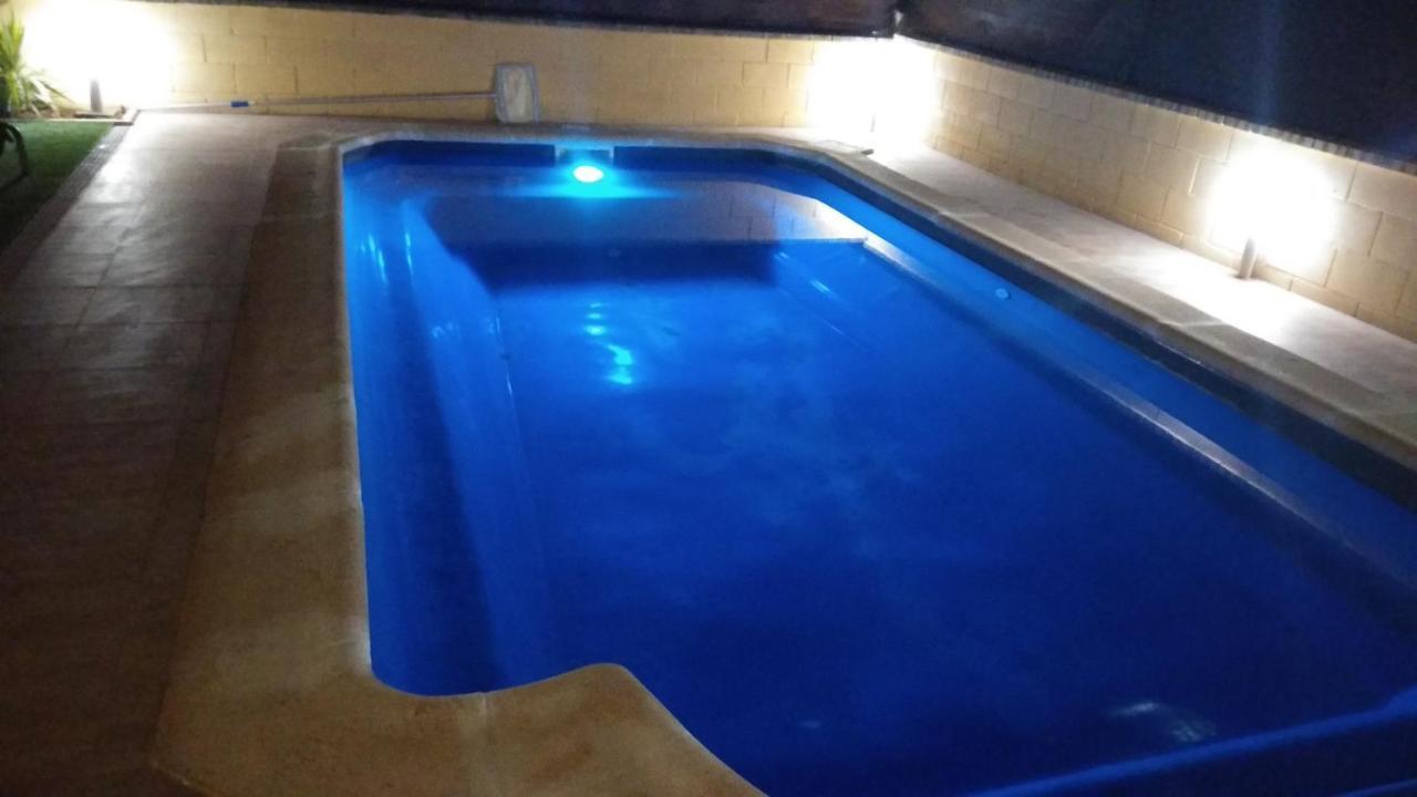 فيلا Isla Verde Y Mar إيسلا كريستينا المظهر الخارجي الصورة